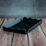 Bandeja de cartón con borde festoneado