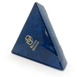 Caja premium triangular azul