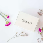 Caja multifuncional con logo y frase