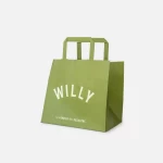 Bolsa de papel con asa pequeña y logo